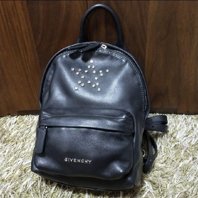 GIVENCHY ジバンシースタッズスタースタッズリュックサックバッグ