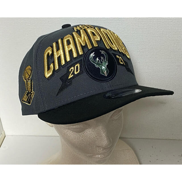 NEW ERA(ニューエラー)のNBA/ニューエラ/2021/バックス/チャンピオン/キャップ/帽子/限定/美品 メンズの帽子(キャップ)の商品写真