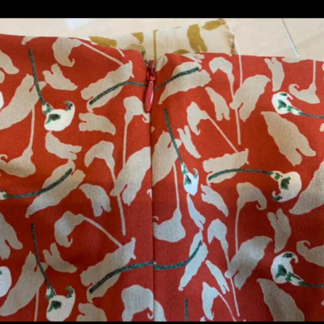 新品　韓国服　シエル　インスタ　人気　アシンメトリー　オレンジ　秋色 レディースのスカート(ロングスカート)の商品写真