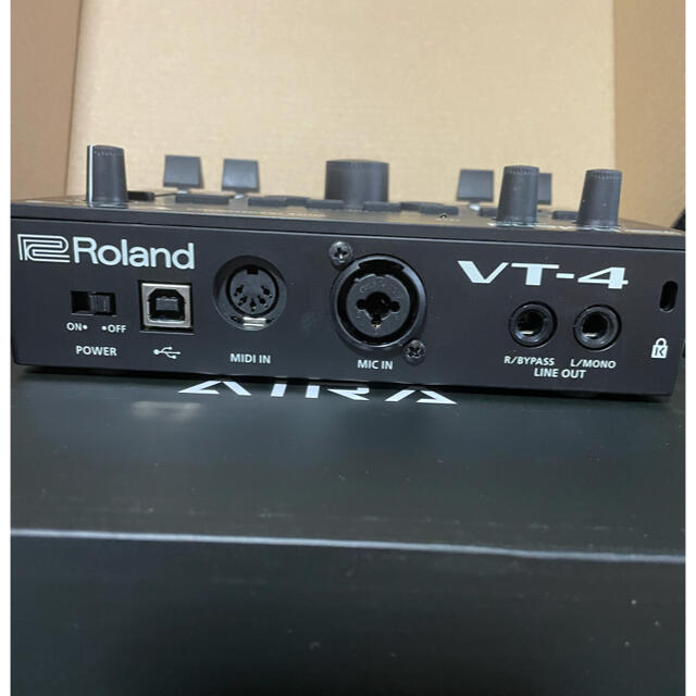 Roland VT-4 2