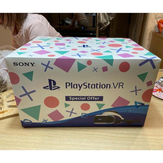 PlayStation VR(プレイステーションヴィーアール)のほぼ未使用 PlayStationVR Special Offer エンタメ/ホビーのゲームソフト/ゲーム機本体(家庭用ゲーム機本体)の商品写真