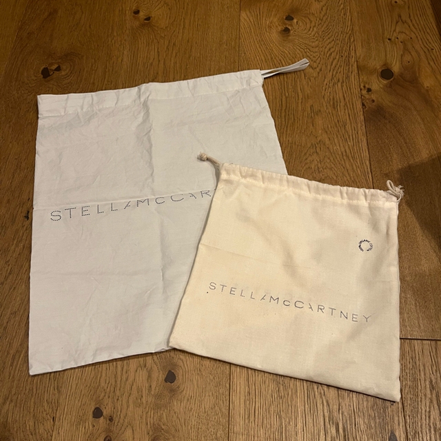 Stella McCartney(ステラマッカートニー)のステラマッカートニー　STELLA MCCARTNEY 保存袋　2枚set 美品 レディースのバッグ(ショップ袋)の商品写真