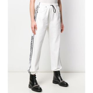 アレキサンダーワン(Alexander Wang)のalexanderwang ロゴトラックパンツ(カジュアルパンツ)