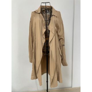 ベルシュカ(Bershka)の【美品】Bershkaトレンチコート♡ベージュ(トレンチコート)