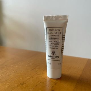 シスレー(Sisley)のSisley エコロジカル コムパウンド 美容乳液 10ml(サンプル/トライアルキット)