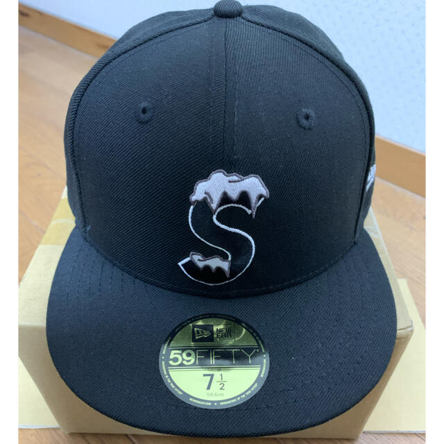 Supreme  Sロゴ NEWERA CAP