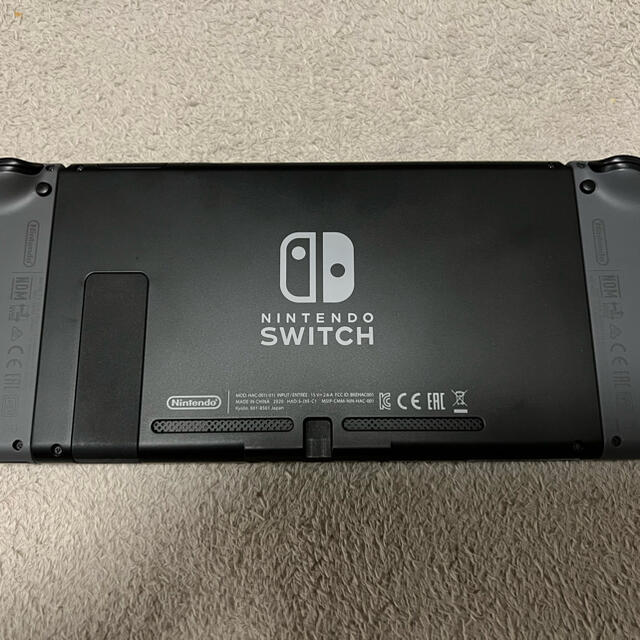 Nintendo Switch 本体