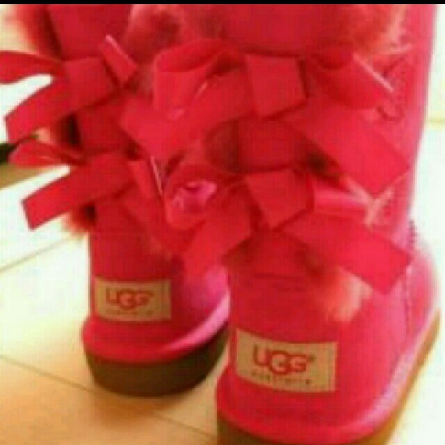 UGG・ムートンブーツ・ピンク