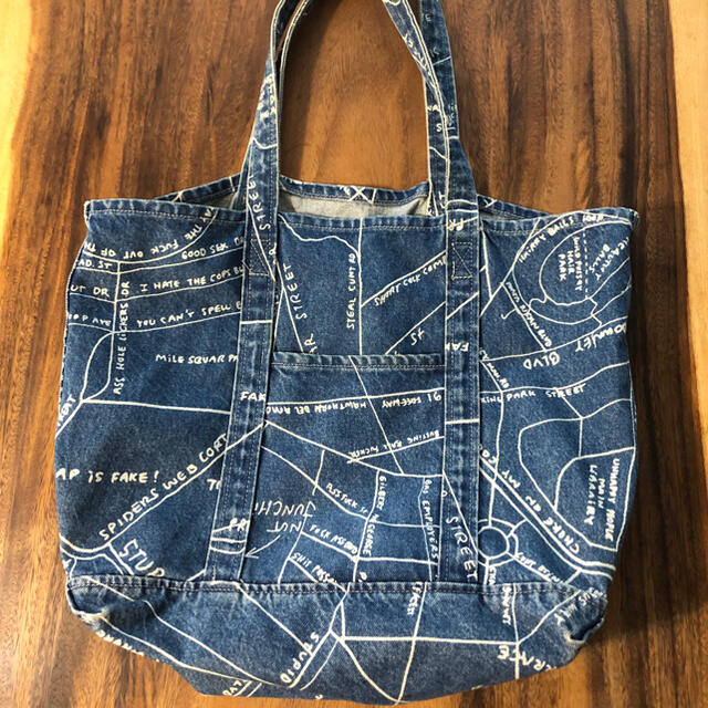 Supreme(シュプリーム)の Supreme Gonz Map Denim Tote 青　デニム メンズのバッグ(トートバッグ)の商品写真