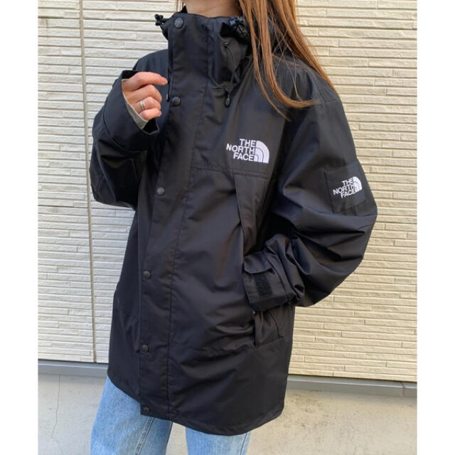 THE NORTH FACE(ザノースフェイス)の【新品】ザノースフェイス　マウンテンジャケット　ブラック　Ｓサイズ メンズのジャケット/アウター(マウンテンパーカー)の商品写真