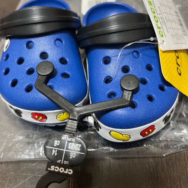 crocs(クロックス)のクロックス サンダル ミッキー  キッズ/ベビー/マタニティのベビー靴/シューズ(~14cm)(サンダル)の商品写真