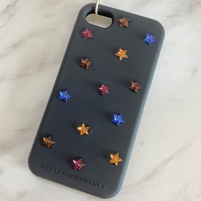 Stella McCartney(ステラマッカートニー)のラスト１【新品】STELLA McCARTNEY スター iPhoneケース 黒 スマホ/家電/カメラのスマホアクセサリー(iPhoneケース)の商品写真