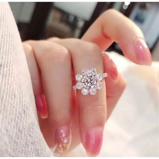 再入荷】 【豪華仕様】サンフラワー ダイヤモンド リング 指輪 K18WG
