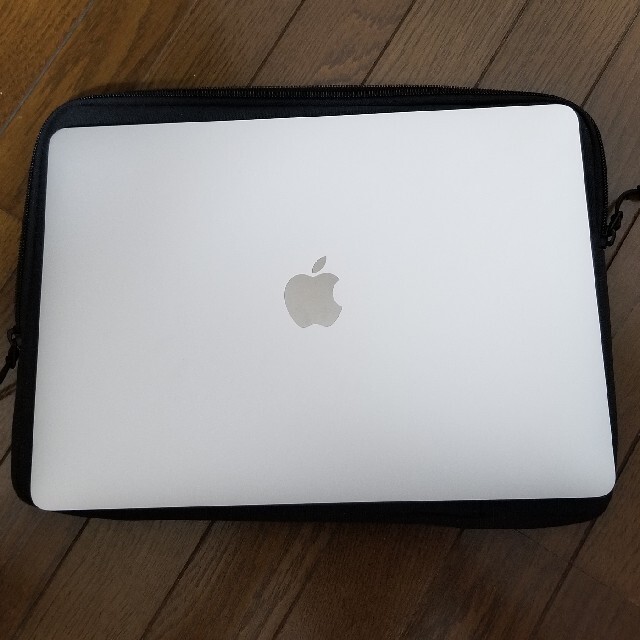 Apple(アップル)\MacBook Air Retinaディスプレイ 110Apple