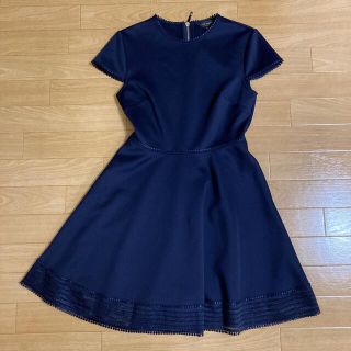 テッドベイカー(TED BAKER)のテッドベイカー☆TED BAKER LONDON★紺色半袖チャックワンピース☆(ひざ丈ワンピース)