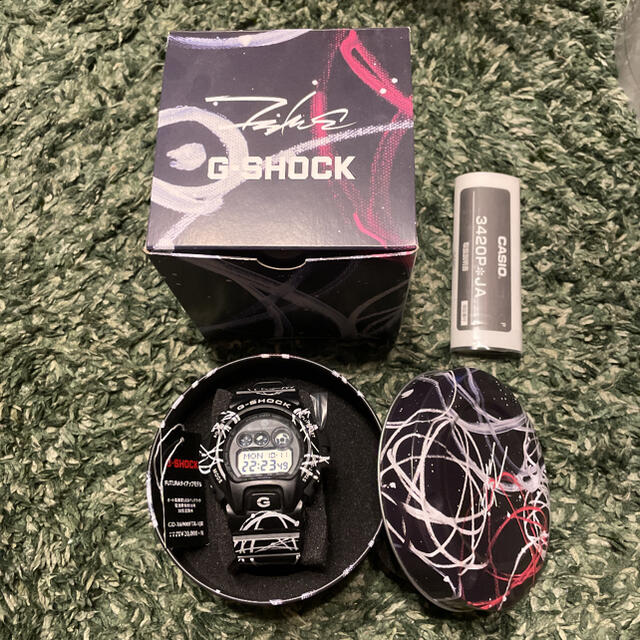 G-SHOCK(ジーショック)のG-SHOCK FUTURA GD-X6900FTR-1JR メンズの時計(腕時計(デジタル))の商品写真