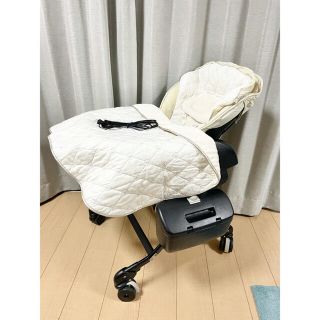 コンビ(combi)の美品 コンビ フェアレット AT ラグジュア 電動ハイローチェア オートスイング(ベビーベッド)