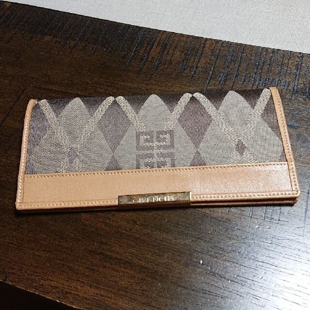 GIVENCHY(ジバンシィ)のGIVENCHY長財布   ジバンシー レディースのファッション小物(財布)の商品写真