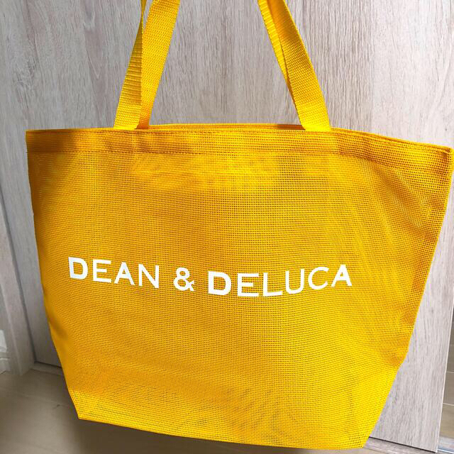 DEAN & DELUCA(ディーンアンドデルーカ)のディーンアンドデルーカ　メッシュトート　Lサイズ　イエロー レディースのバッグ(トートバッグ)の商品写真