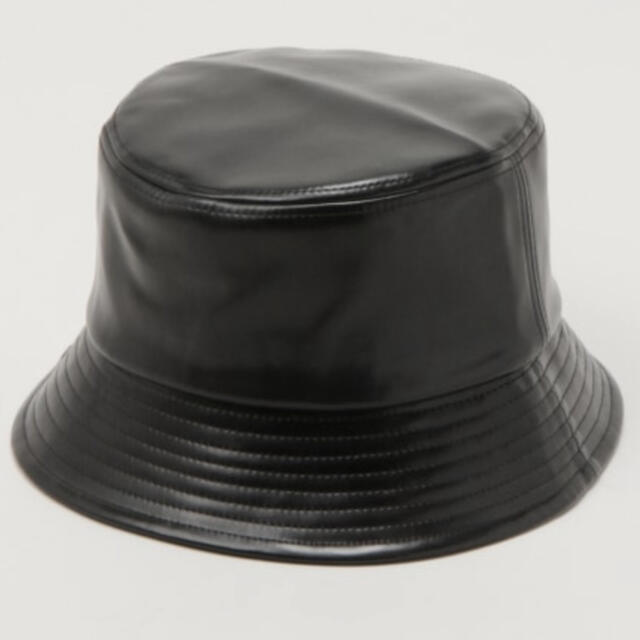 RAGEBLUE(レイジブルー)のRAGEBLUE ブラックレザーバケットハット レディースの帽子(ハット)の商品写真
