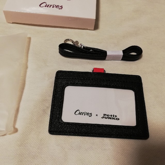 カーブス×petit JUNKO カードケース レディースのファッション小物(名刺入れ/定期入れ)の商品写真