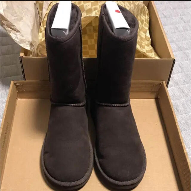 UGG アグ　ムートン　クラッシックショート　US7US7