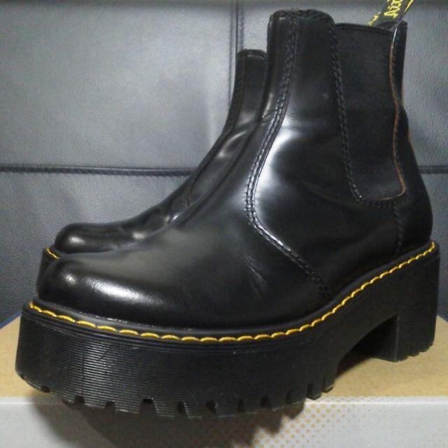 Dr.Martens(ドクターマーチン)の【専用】Dr.Martens ROMETTY UK3 厚底 チェルシー レディースの靴/シューズ(ブーツ)の商品写真