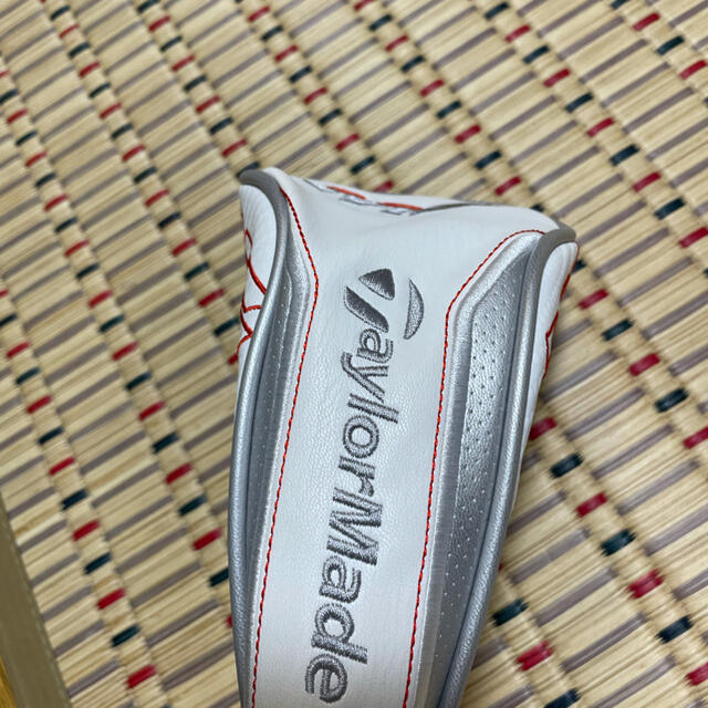 TaylorMade(テーラーメイド)のテーラーメイド★ゴルフクラブカバー。ドライバー。ユーティリティ。 チケットのスポーツ(ゴルフ)の商品写真