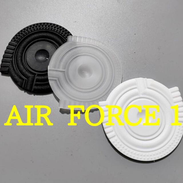 NIKE(ナイキ)のAIR  force 1 ヒールプロテクター　supreme off-white メンズの靴/シューズ(スニーカー)の商品写真