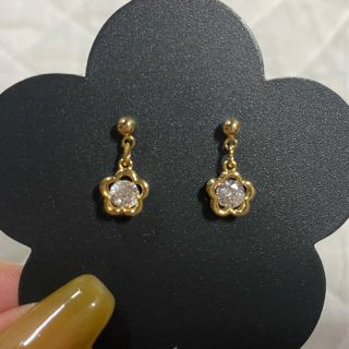 マリークワント(MARY QUANT)のMARY QUANT マリークワント　ピアス　新品(ピアス)