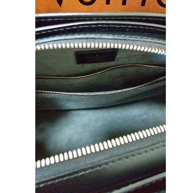 LOUIS VUITTON(ルイヴィトン)の未使用品 ルイ・ヴィトン ポンヌフ ノワール レディースのバッグ(ハンドバッグ)の商品写真