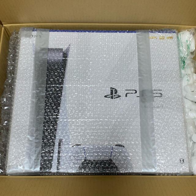 SONY(ソニー)の新品未開封★プレイステーション5 エンタメ/ホビーのゲームソフト/ゲーム機本体(家庭用ゲーム機本体)の商品写真