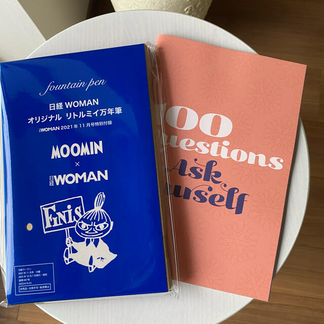Little Me(リトルミー)の日経ウーマン11月号　付録　リトルミィ万年筆　手帳 インテリア/住まい/日用品の文房具(ペン/マーカー)の商品写真