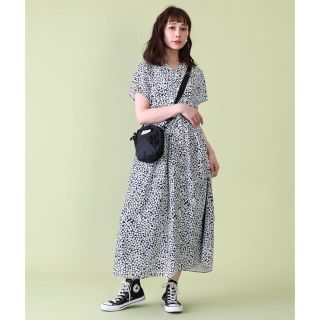 フリークスストア(FREAK'S STORE)の最終価格！美品 フリークスストア 花柄 ワンピース ロング(ロングワンピース/マキシワンピース)