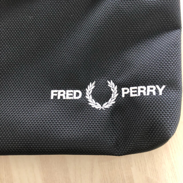 FRED PERRY(フレッドペリー)のフレッドペリー　ショルダーバック　fred perry メンズのバッグ(ショルダーバッグ)の商品写真