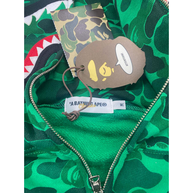 APE BAPE KAWS 渋谷　SHARK HOODIE シャークパーカー　L