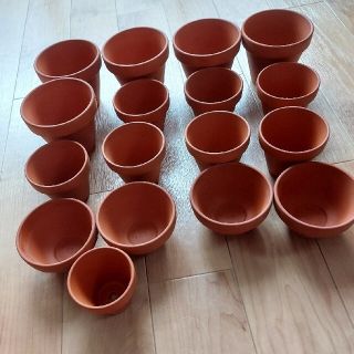 植木鉢　小ぶり17個の出品(その他)