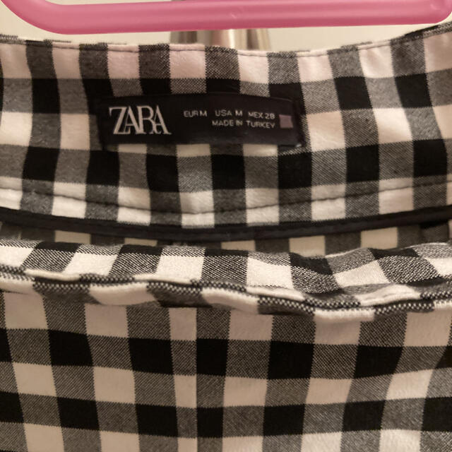 ZARA(ザラ)のZARA ギンガムチェック　パンツ レディースのパンツ(クロップドパンツ)の商品写真