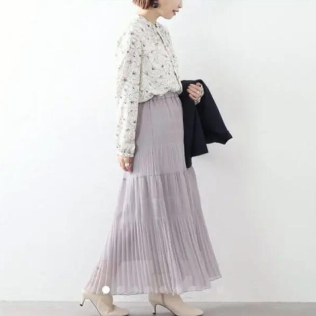 美品 La Totalite ナシジプリントギャザーネックロングスリーブブラウス