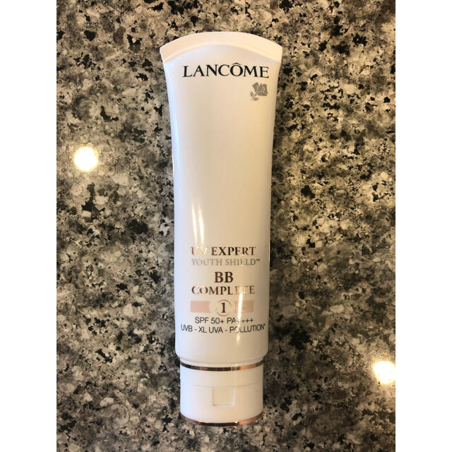 LANCOME(ランコム)の美品❗️☆ ランコム UVエクスペールBB n ①  ☆ 50ml コスメ/美容のベースメイク/化粧品(BBクリーム)の商品写真