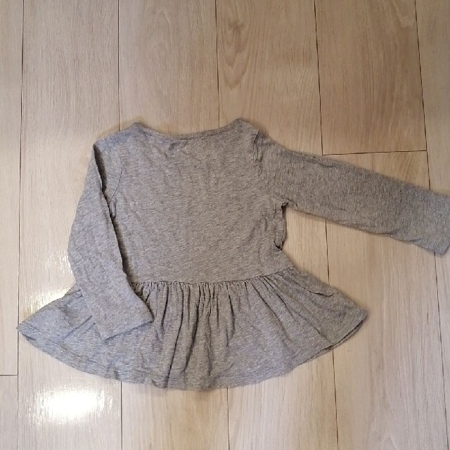 babyGAP(ベビーギャップ)のBabyGAP　トップス・チュニック 95 キッズ/ベビー/マタニティのキッズ服女の子用(90cm~)(Tシャツ/カットソー)の商品写真