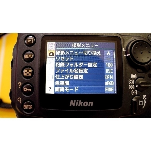 美品・ショット数極少105枚】Nikon D200本体 +アクセサリーセット 美品・ショット数極少105枚】Nikon D200本体 +アクセサリーセット