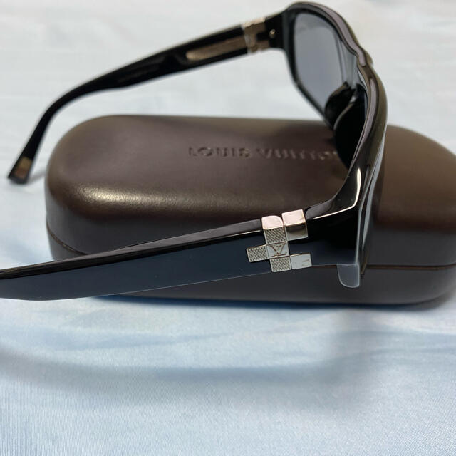 LOUIS VUITTON - ルイヴィトン サングラス 極美品の通販 by LOUIS VUITTON - ルイヴィトン サングラス 極美品の通販 by