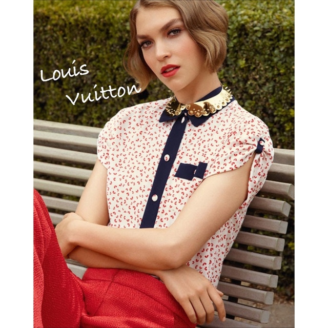 LOUIS VUITTON(ルイヴィトン)の2012.Resort 国内正規美品■ルイ・ヴィトン_半袖シャツ/ハートプリント レディースのトップス(Tシャツ(半袖/袖なし))の商品写真