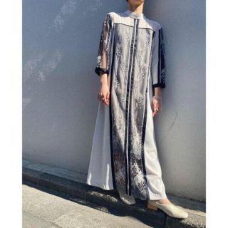 マメ(mame)の限定値下げ本日MURRAL framed flowerdress ドレスワンピ(ロングワンピース/マキシワンピース)