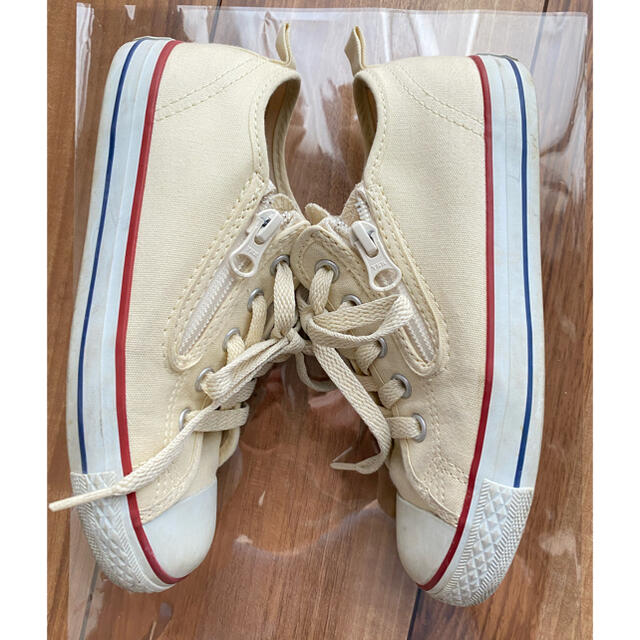 CONVERSE(コンバース)のconverse コンバース　ローカット　キナリ　生成り　白　20cm  キッズ/ベビー/マタニティのキッズ靴/シューズ(15cm~)(スニーカー)の商品写真