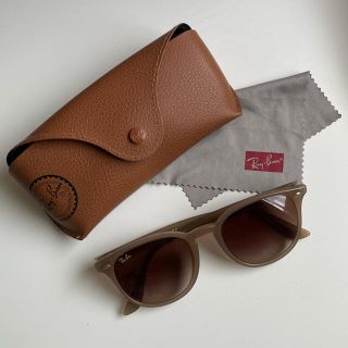 レイバン(Ray-Ban)のレイバン ボストン型  サングラス　オパールベージュ(サングラス/メガネ)