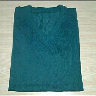 ユニクロ(UNIQLO)のメンズTシャツ グリーン　 Sサイズ 　ユニクロ(Tシャツ/カットソー(半袖/袖なし))