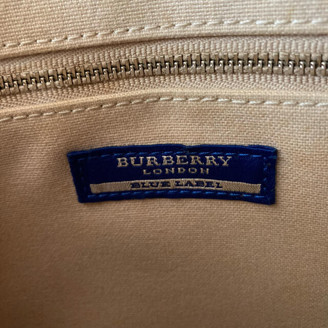 BURBERRY BLUE LABEL(バーバリーブルーレーベル)のバーバリー　ブルーレーベル　バッグ　ショルダーバッグ　レディース レディースのバッグ(ショルダーバッグ)の商品写真