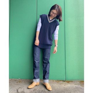 ユニクロ(UNIQLO)のuniqlo Vネックベスト(ベスト)